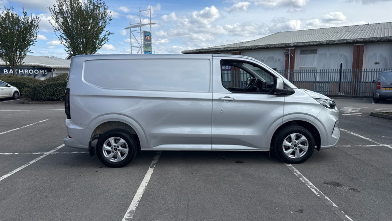 Ford Transit Custom 300 L1 Diesel Fwd 2.0 EcoBlue 136ps H1 Van Limited